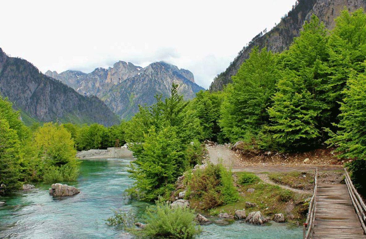 Theth and Valbona: A 5-Day Alpine Adventure photo 2